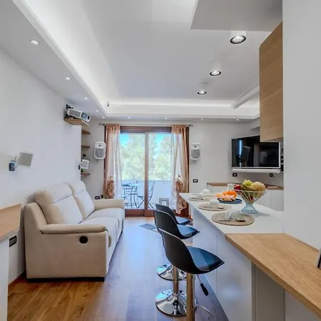 Olbiamare Di Lusso Apartman *
